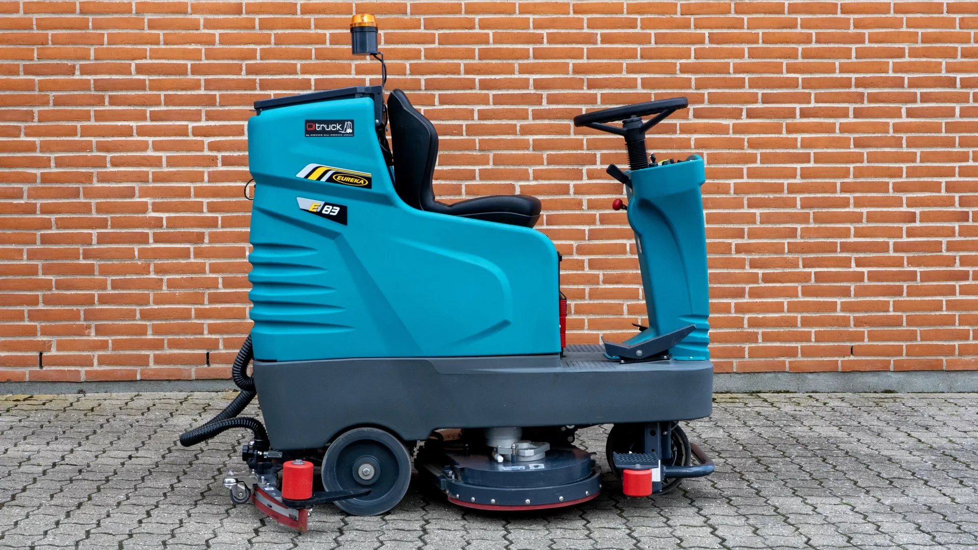 EUREKA E83 DEMO MODEL