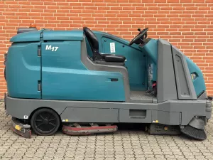 TENNANT M17